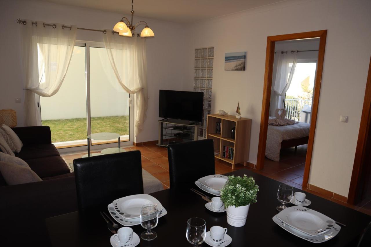 Apartamento Nathalie A 100M Da Praia 카르보에이루 외부 사진