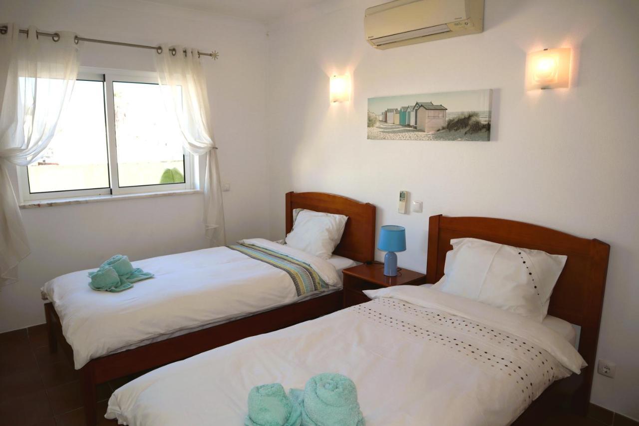 Apartamento Nathalie A 100M Da Praia 카르보에이루 외부 사진