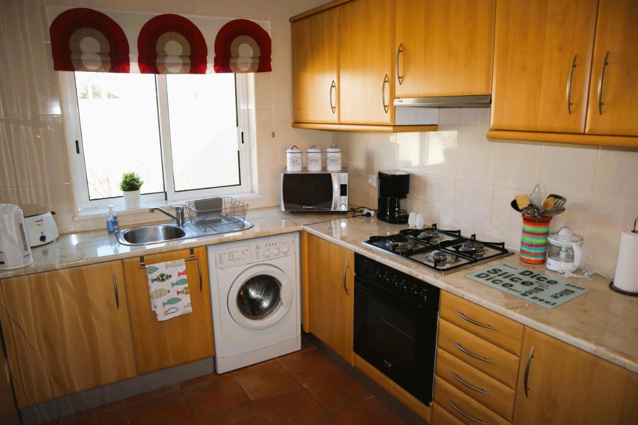 Apartamento Nathalie A 100M Da Praia 카르보에이루 외부 사진